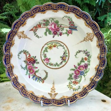 Worcester First Period "Royal Marriage" pattern fluted dish c1775-80 
SN 102100-478