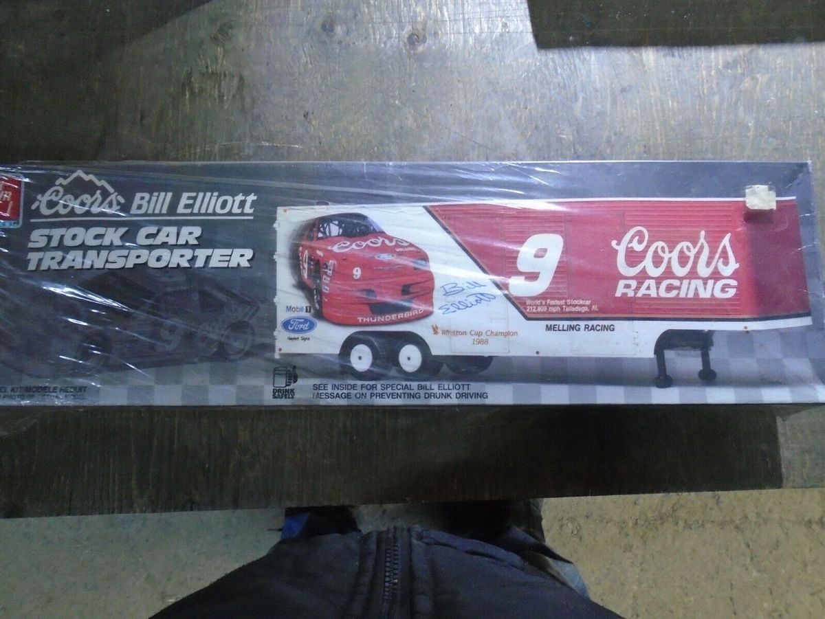 New amt 6019 bill elliott 1990 stock car trailer