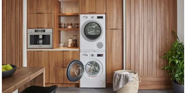 Appliance store Toronto / stackable washers and dryers / Laundry centers / laundry towers
