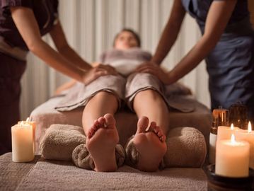 Massage à quatre mains