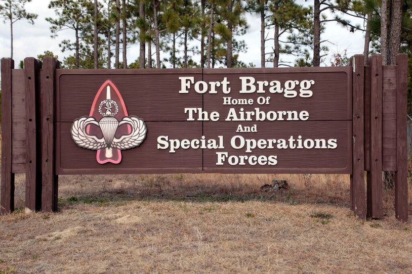 Fort Bragg entrance sign – Andy Anderson Moving serves off-post military families in Fayetteville