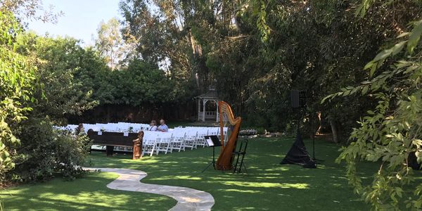 Tasha Smith Godinez, harpist for weddings and events in Southern California and Baja California.