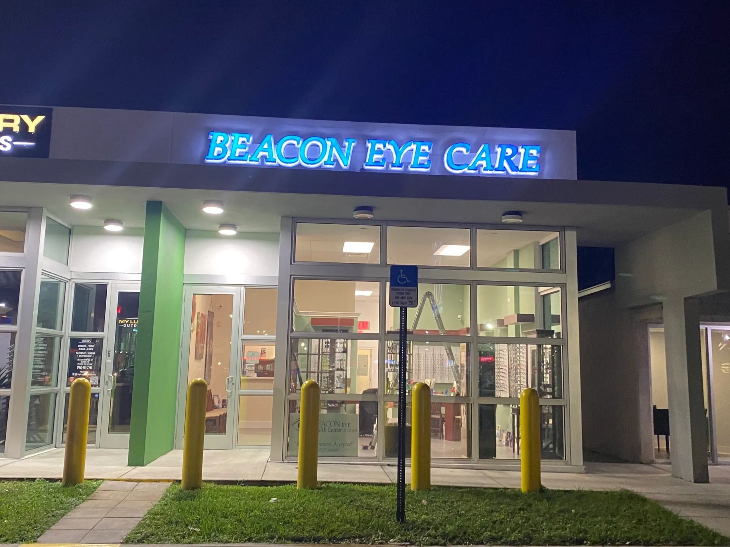 Mesmerizing Beacon Eye Center Landscape for Mobile Mesmerizing Beacon Eye Center Landscape for Mobile