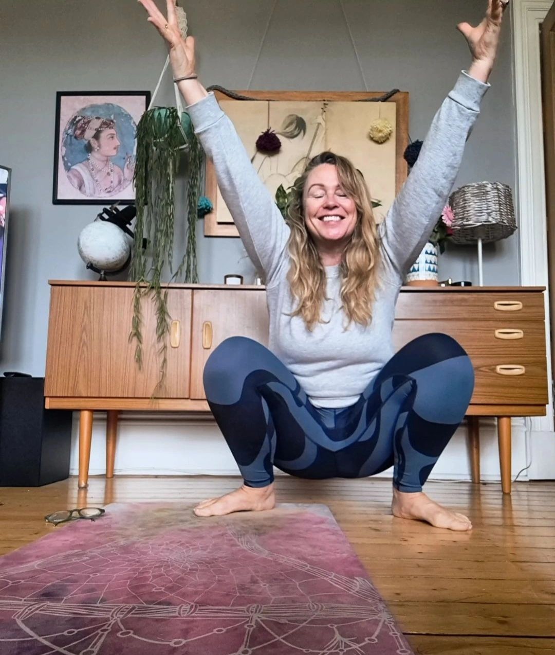 Gillian Campbell Seasonal Yoga & Aerial Yoga