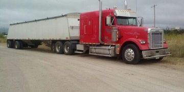 Glass Trucking Services