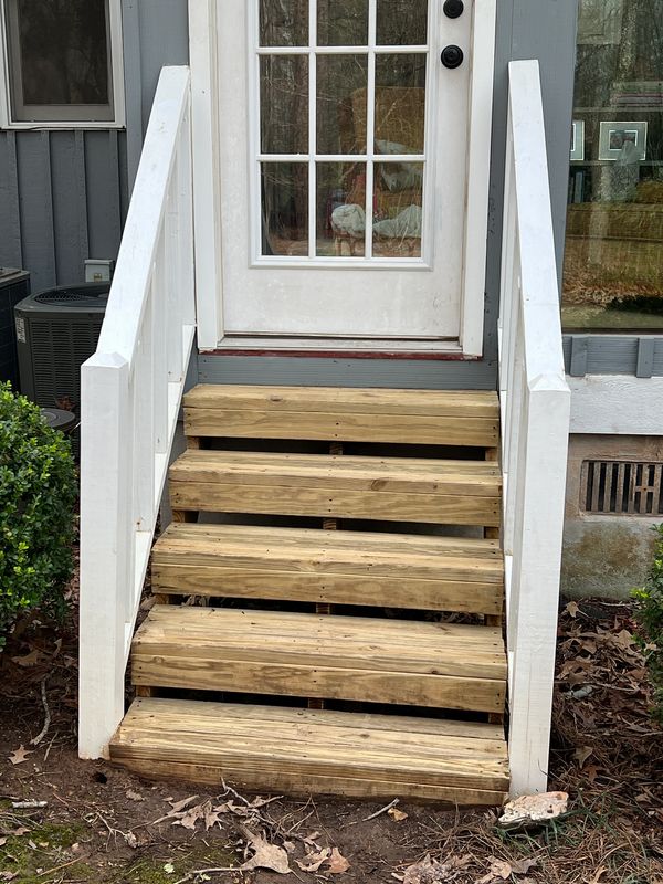 Clean wood side steps. 