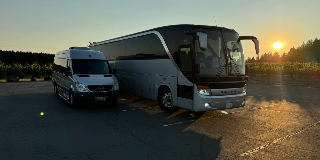 Portland to Zenith Vineyard by NW Bus Tours