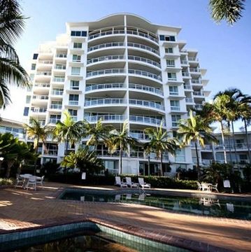 Mariners North Holiday Apartments in Townsville