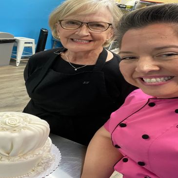 Powderedbuns Cakes - Cake Classes, Wedding Cakes, Pastry Classes