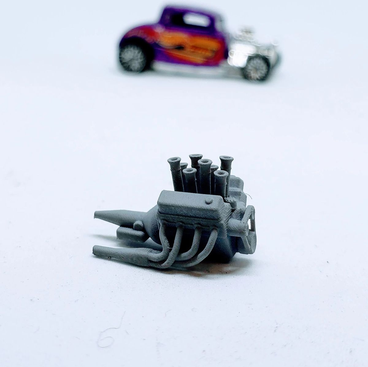 Trumpet SB V8 Engine