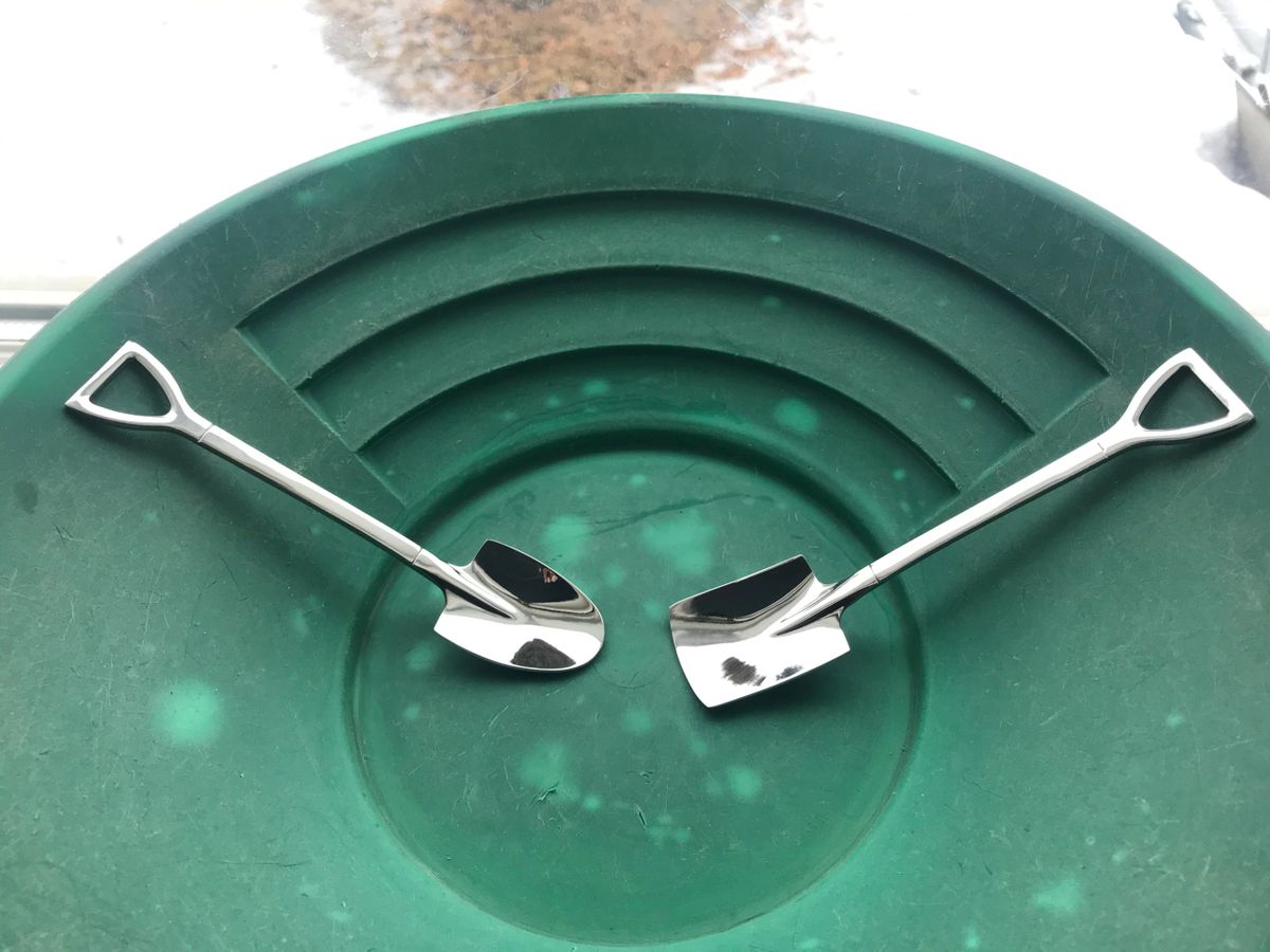 Shovel spoon set