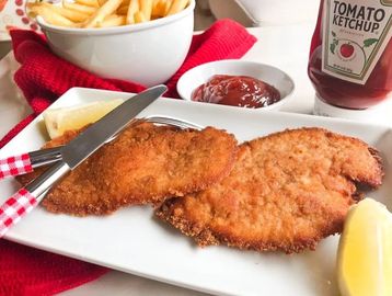 Breaded chicken filets
