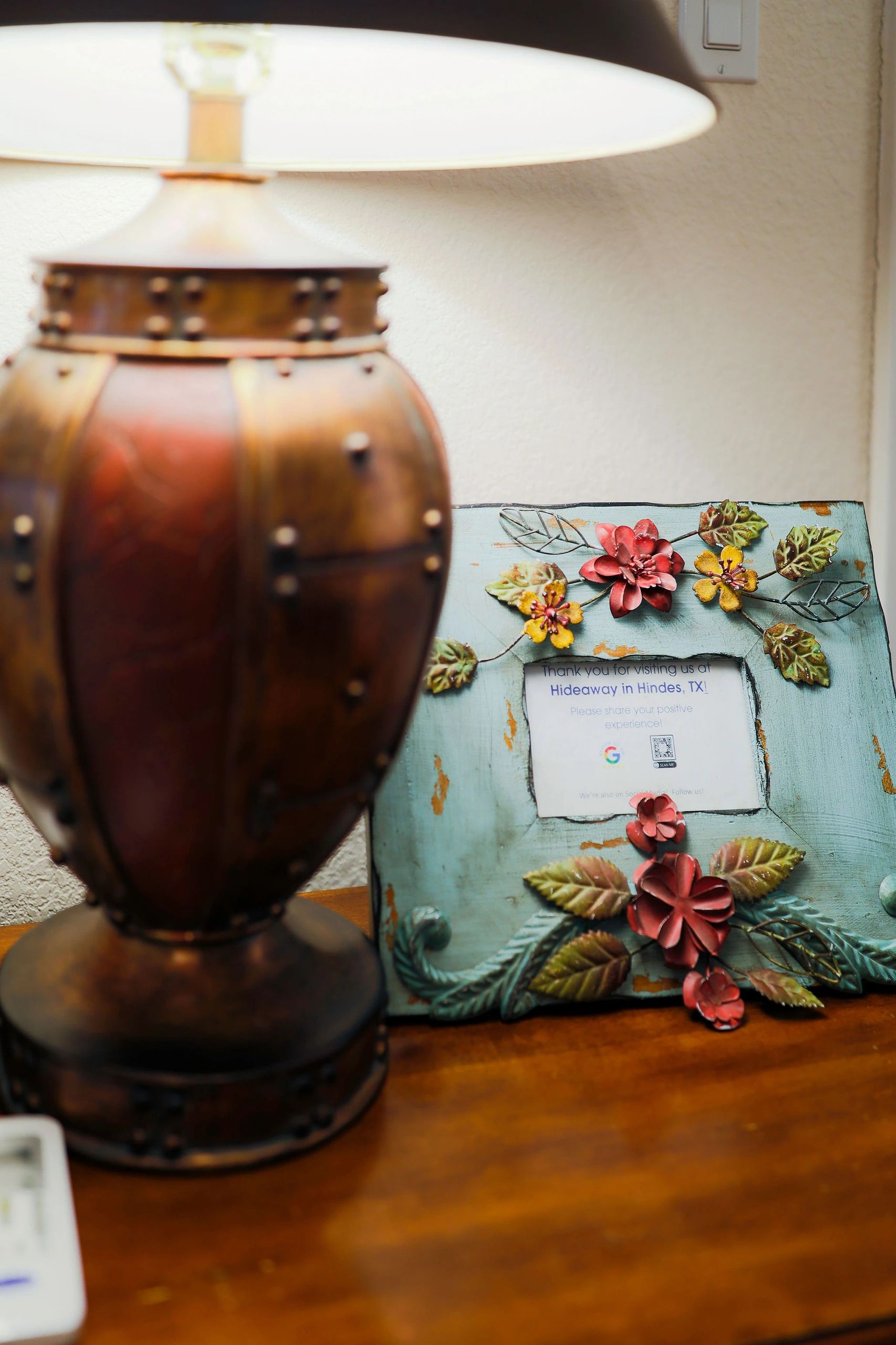 Image of lamp on end table in master bedroom at Hideaway in Hindes vacation home. 