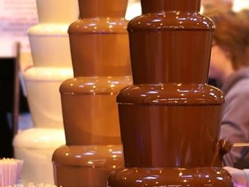 Milk Chocolate Fountain, White Chocolate Fountain, Dark Chocolate fountain 