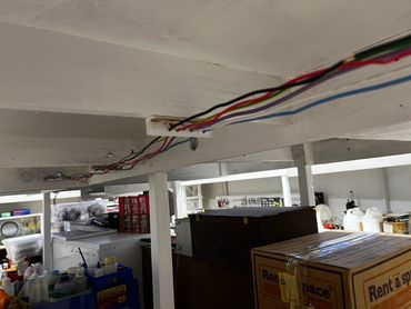 Accessory bus under entire layout.
5V DC
12V DC
16V AC