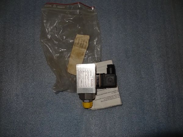 BARKSDALE PRESSURE SWITCH
 XTM-040-G1-S1
