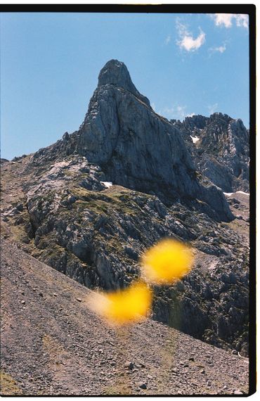 Ren Rox, 35mm landscape photography, shot on film, Kodak Portrait, Kodak Ektar. León, Spain 
