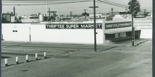 Thriftee Super Market in Safford Arizona, Ben Smith family
