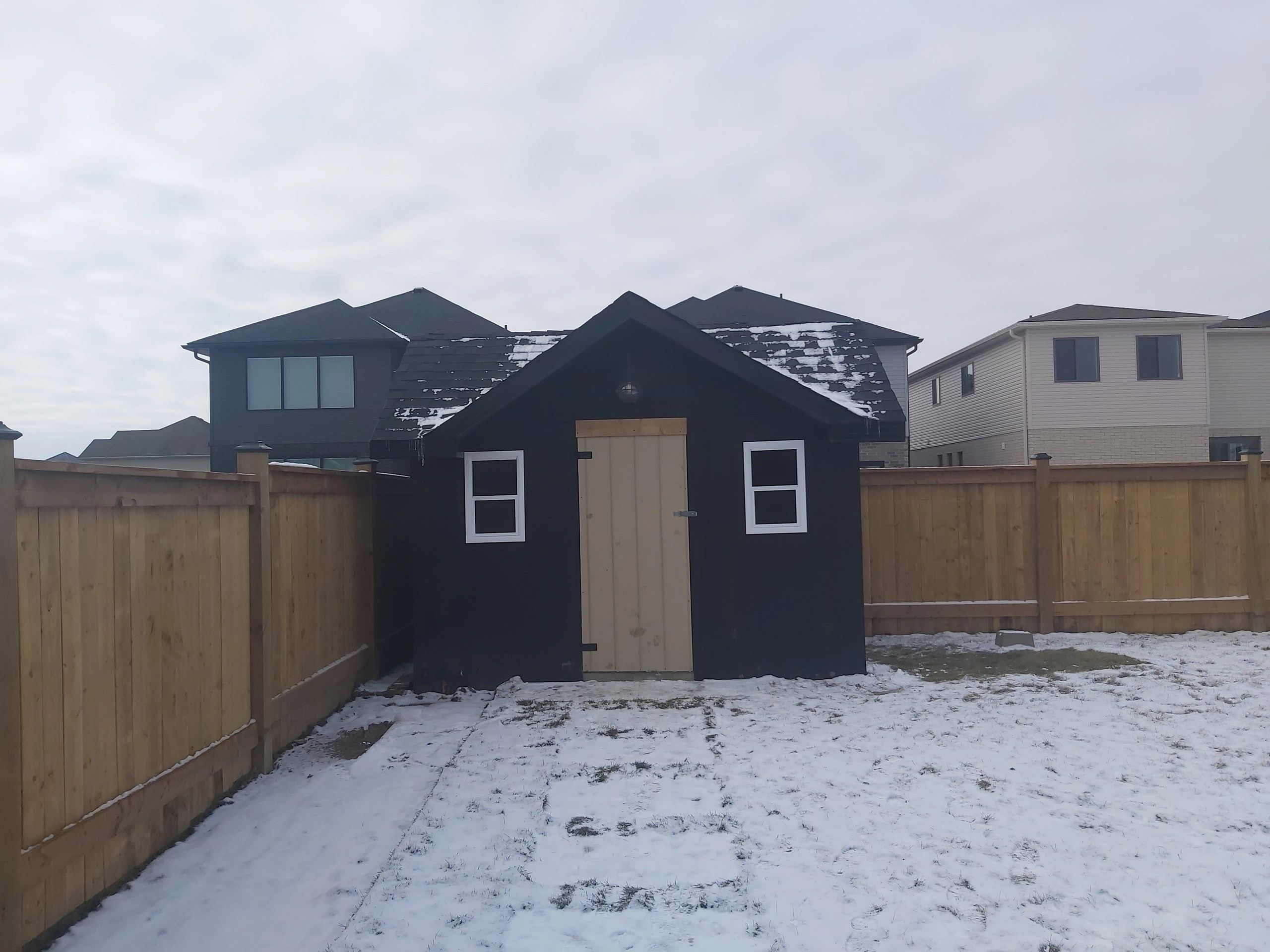 Custom outdoor structure built by Forrest City Fencing London Ontario