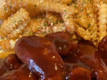 Bbq Wings and garlic parmesan fries