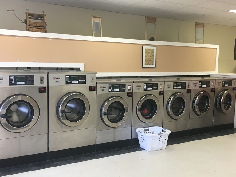 Wells Super Wash 24/7 Laundromat, Dry Cleaning