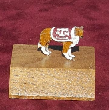 Mascot of Teas A&M Reveille X