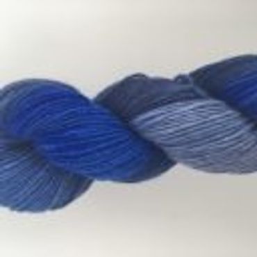 Varigated blue yarn