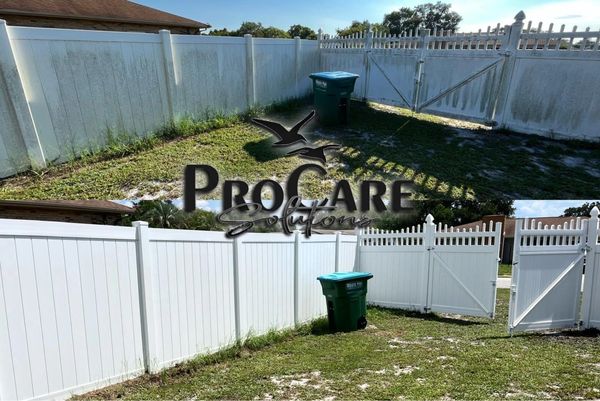 Pressure washing in Plantation Bay, restoring driveways, sidewalks, and patios to new condition.