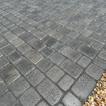 Professional paver sealing and restoration in Palm Coast, Ormond Beach & Flagler County.