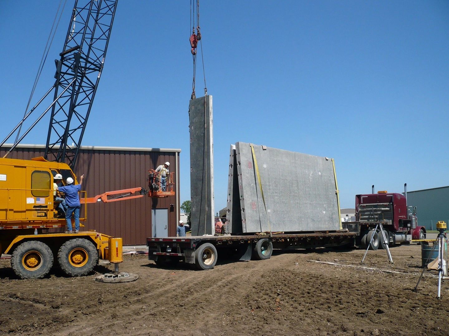 Sioux Falls Trucking Company Can Haul Heavy Or Overweight Items