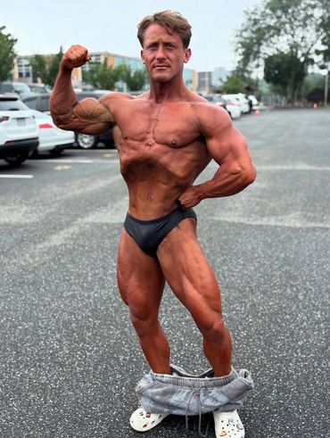 Contest prep Client on Show Day