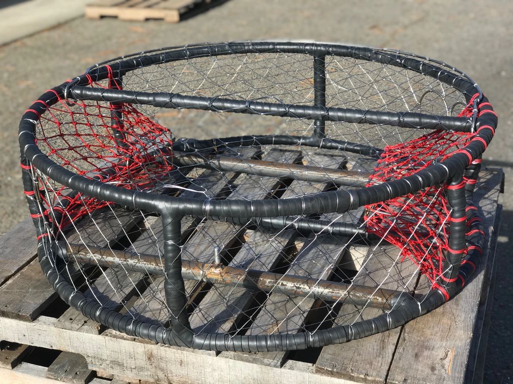 Commercial crab pots , 