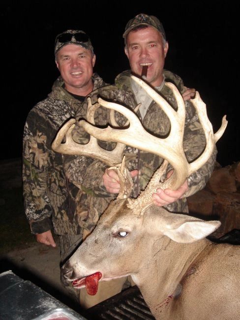 210_steve_jones_2.jpg
