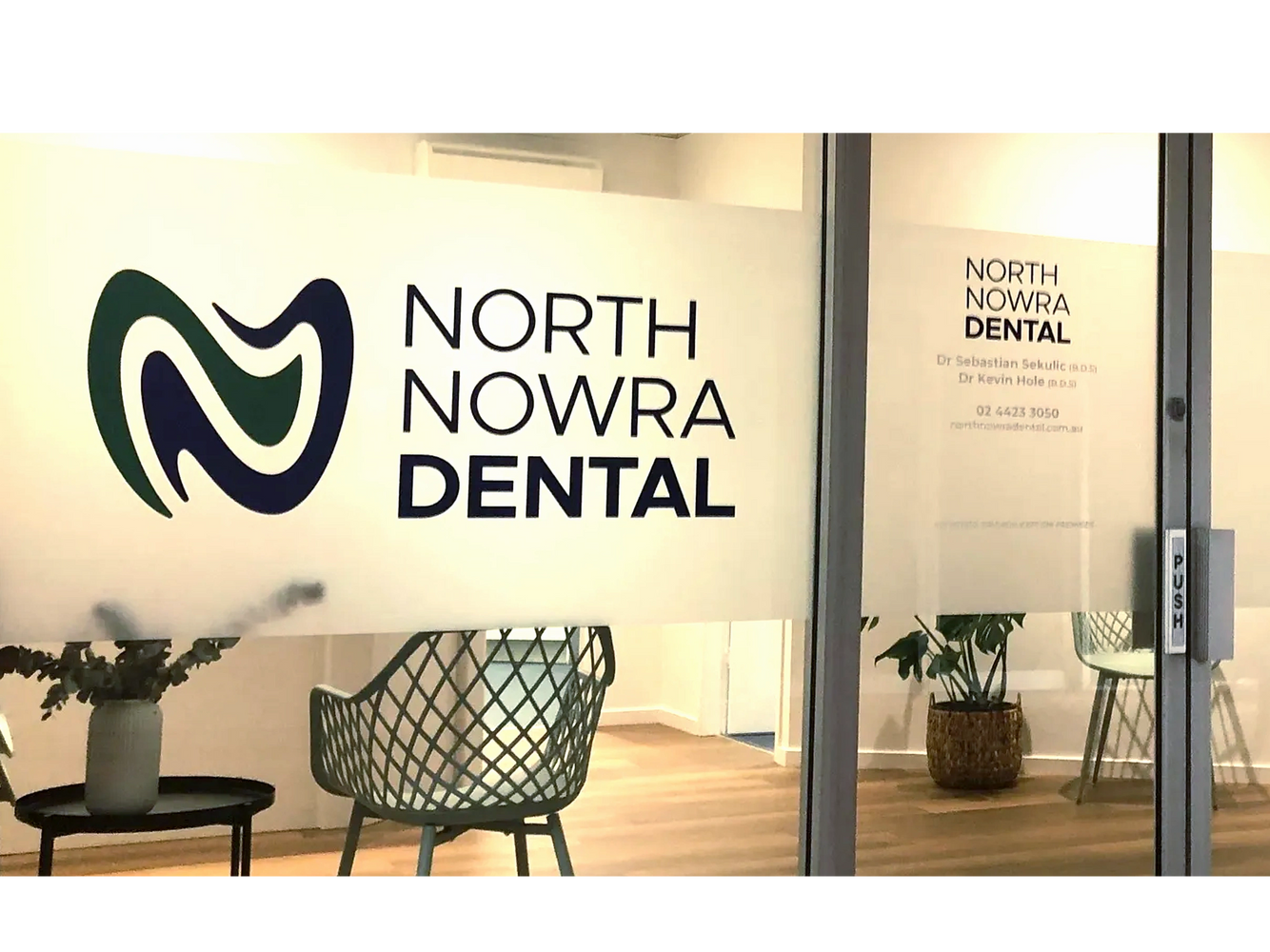 North Nowra Dental office. Dentists in North Nowra Shopping Centre