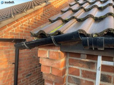 Broken gutter