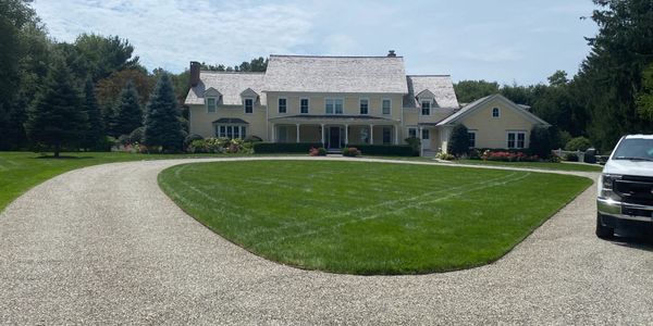 Lawn Care Easton, Connecticut 