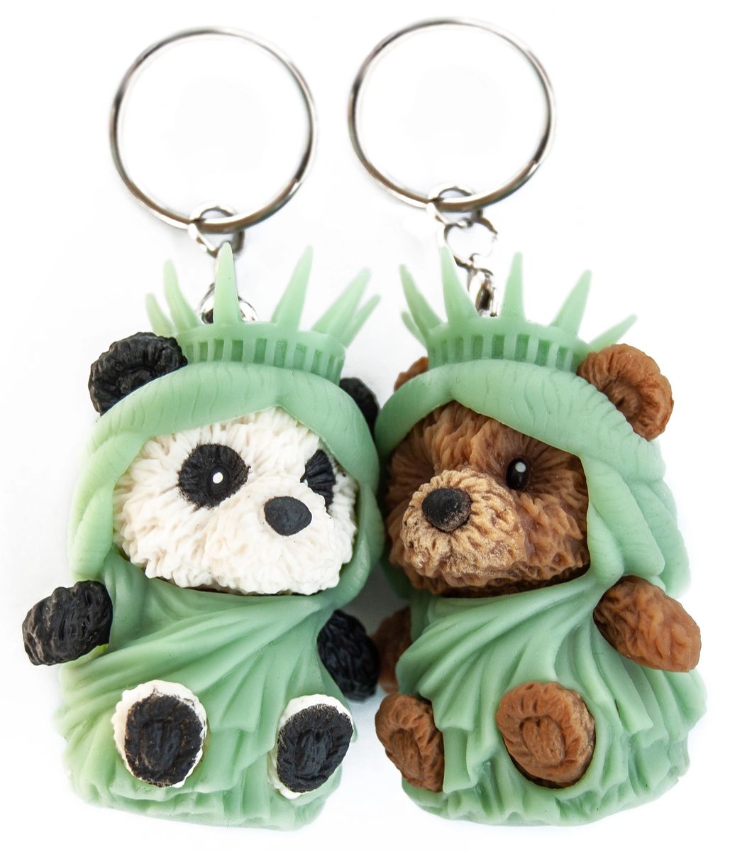 CityDreamShop Washington DC Capital of the USA Novelty Moving Smiling Bear Keychain