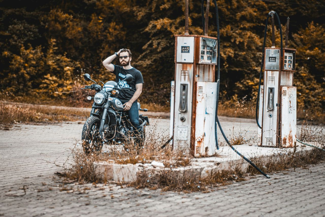 Out of gas and the gas station is closed