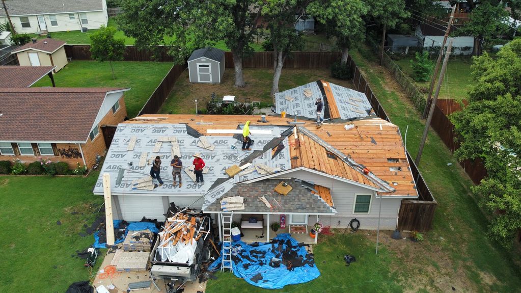 Roof replacement with c5 restoration roofers in flower mound Tx 75022. Roofer hail damage repair.