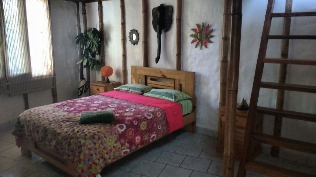 Bungalow BoraBora — habitación 2