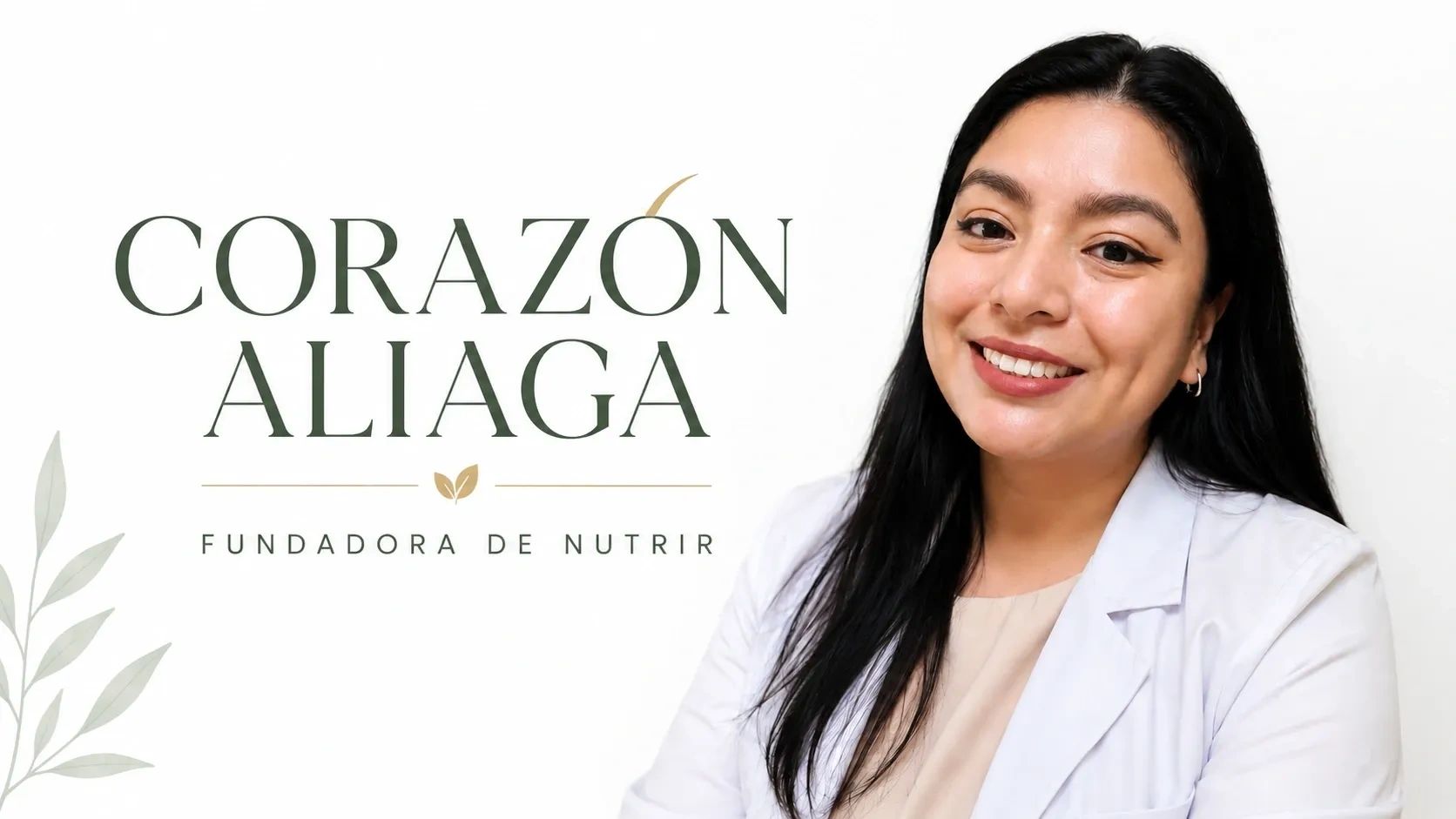 Portrait of Corazón Aliaga, founder of Nutrir, smiling confidently.