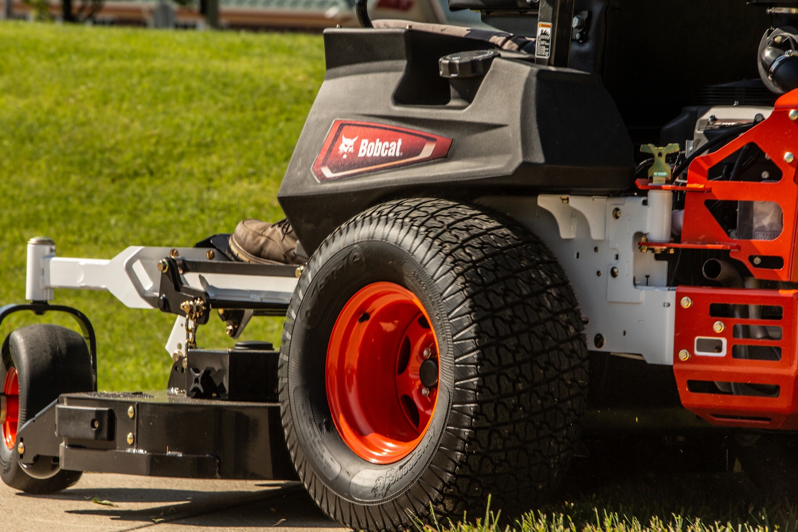 Expert Small Engine Lawn Mower Repair Services