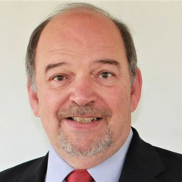 Headshot of E. Edward Gambill, Managing Director of Dockery Beverage LTD