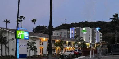 Holiday Inn Express & Suites - Mission Valley