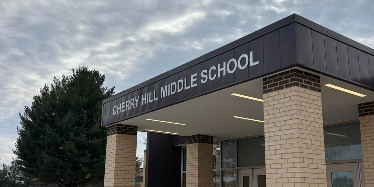 school building signs elkton md