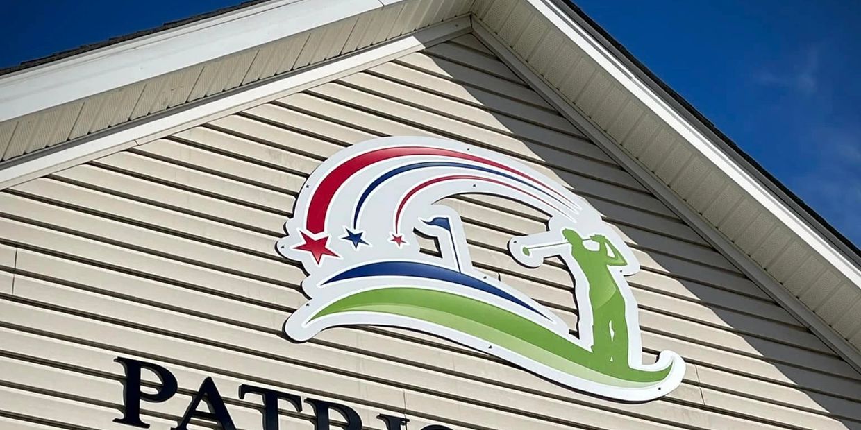 elkton md cecil county business wall building sign for golf course