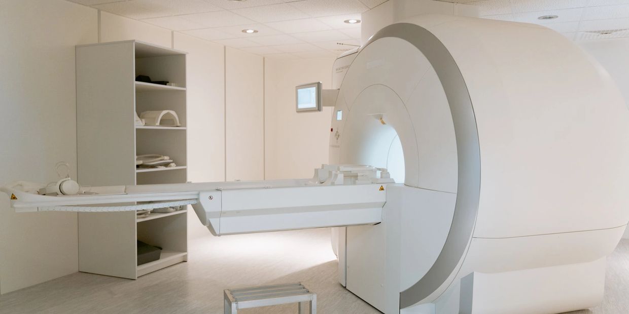 Diagnostic imaging, lab research, radiology, testing, lab results, 
