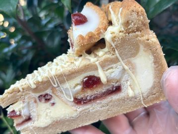 Cherry Bakewell inspired cookie pie with white chocolate & cherry jam.
