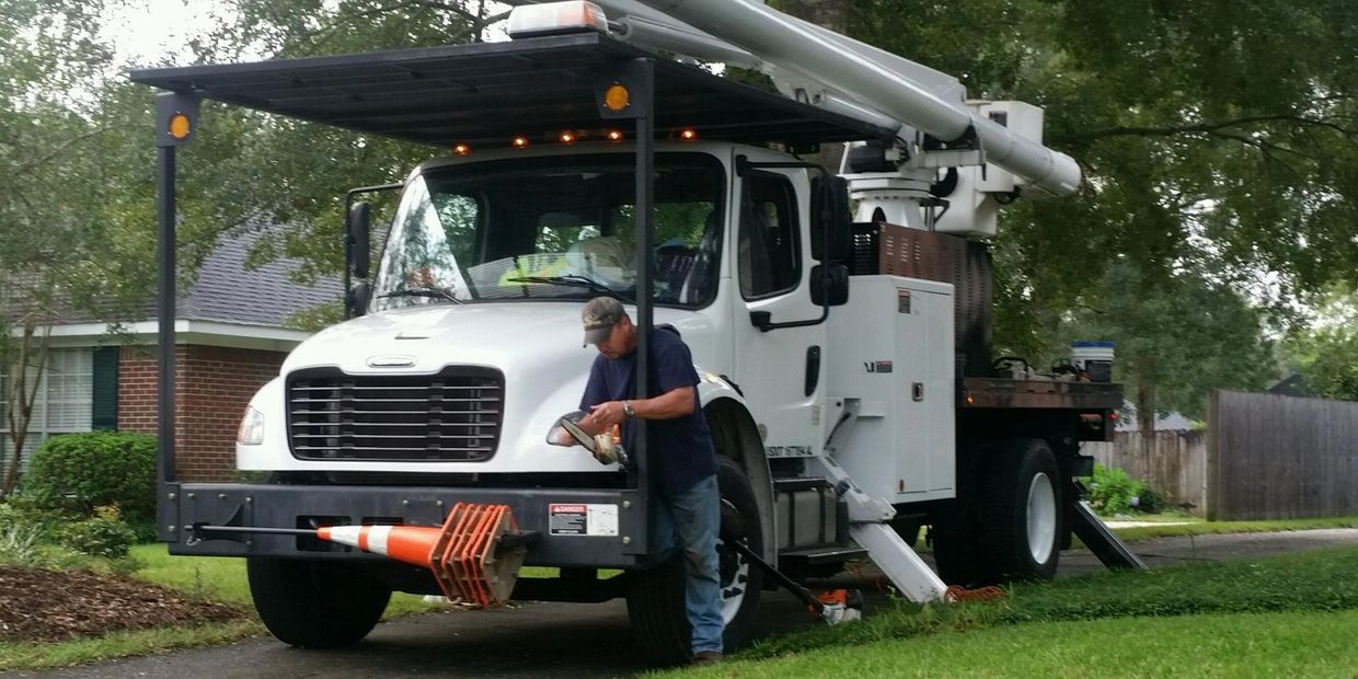 Large Utility Truck