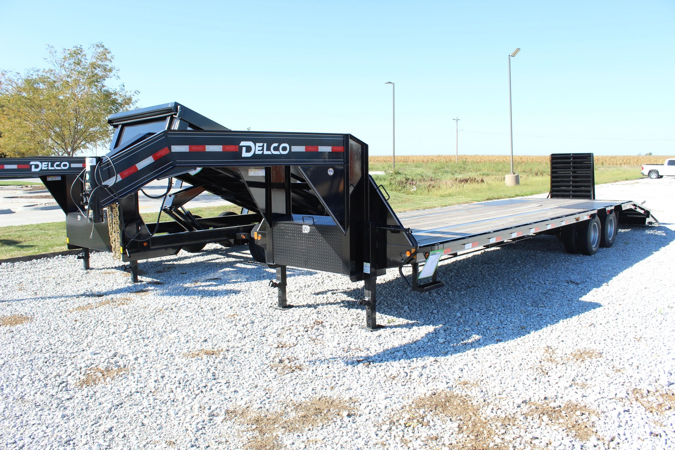 Gooseneck Flatbed Trailer